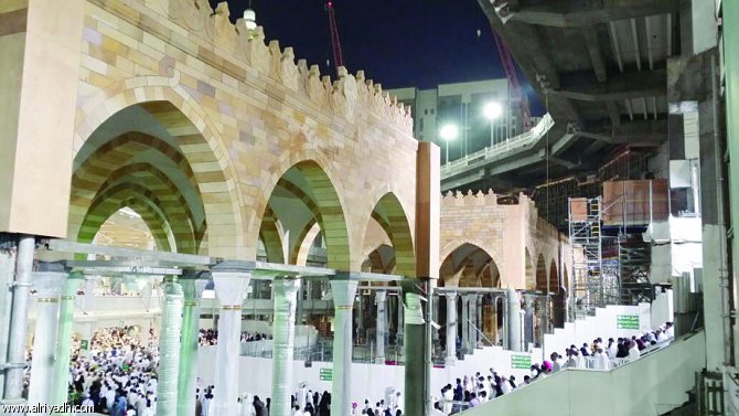 150 قبة و880 قوساً معلقاً في دائرة الرواق الرواق العثماني يعود بمتعة أكثر وهيبة أكبر