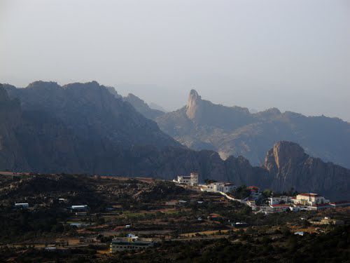 أطول سلسلة جبلية في الجزيرة العربية