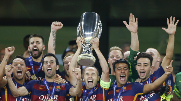 برشلونة يتوج بطلاً لكأس السوبر الأوروبية