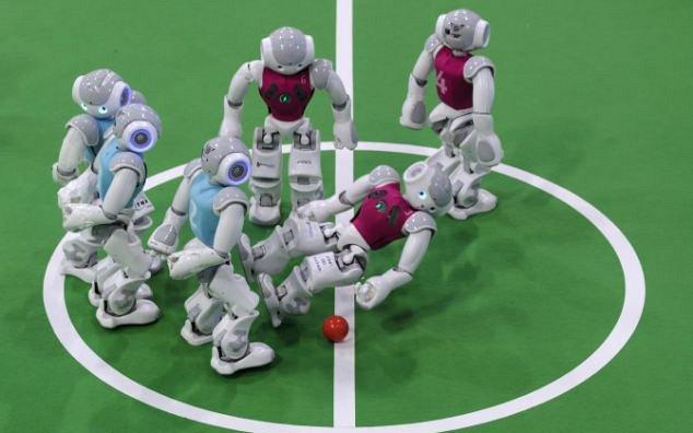 انطلاق فعاليات كأس العالم لكرة قدم الروبوتات بالصين