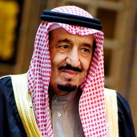 الملك سلمان بن عبدالعزيز .. مؤسس المشروعات الإنسانية