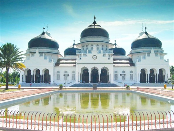 مسجد رايا في باندونغ