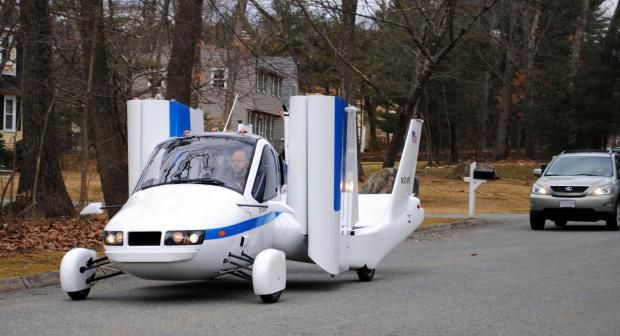 سيارة “AeroMobil” تتحول من سيارة إلى طائرة في نصف دقيقة و مميزاتها
