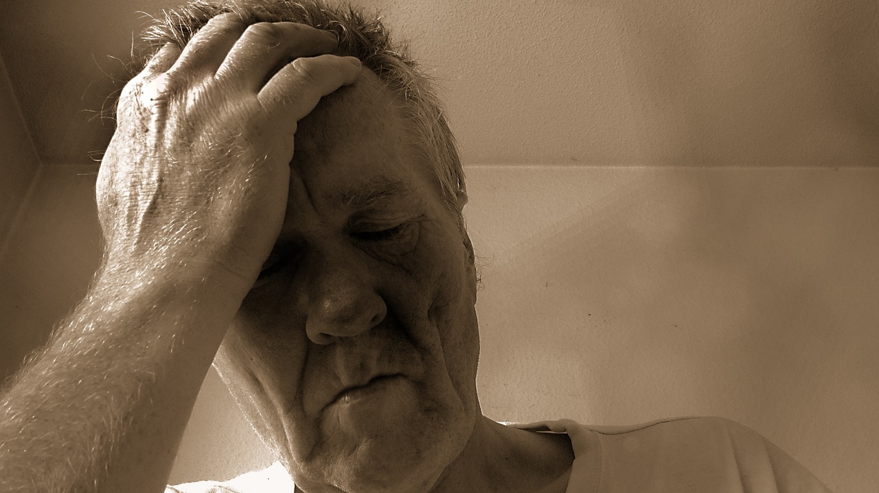  تقطع النوم يزيد من خطر السكتة الدماغية لدى المسنين