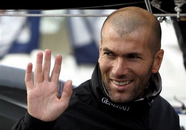تعيين زين الدين زيدان “Zinédine Zidane” رسميا مدربا لفريق ريال مدريد