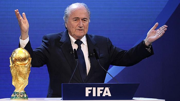 ولاية خامسة.. بلاتر رئيس لـ FIFA