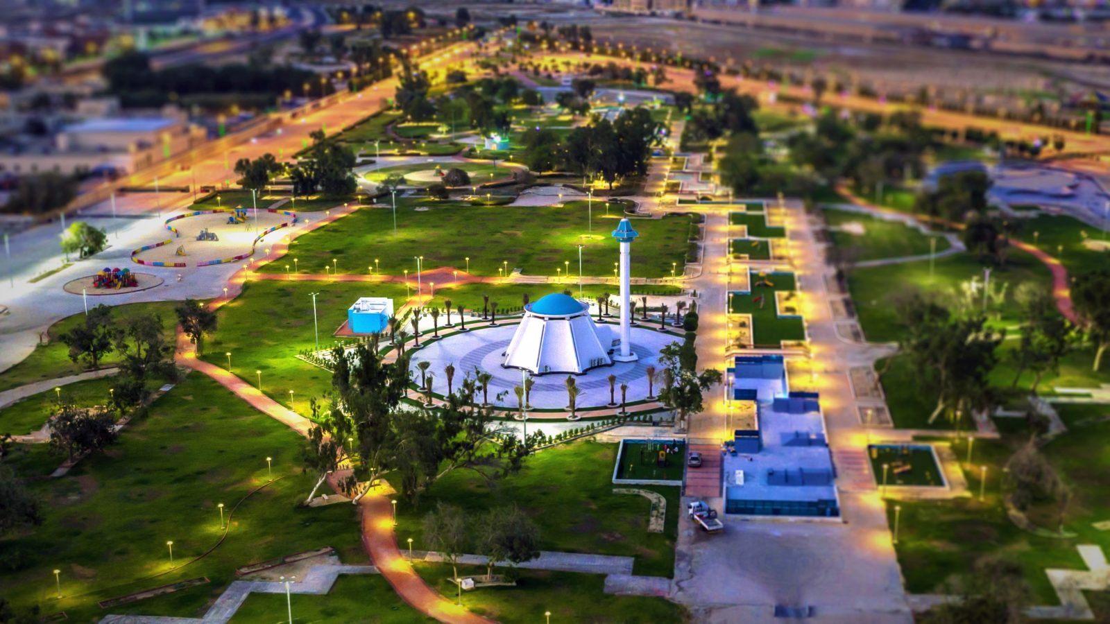 منتزه الملك فهد.. واحة خضراء في قلب الدمام