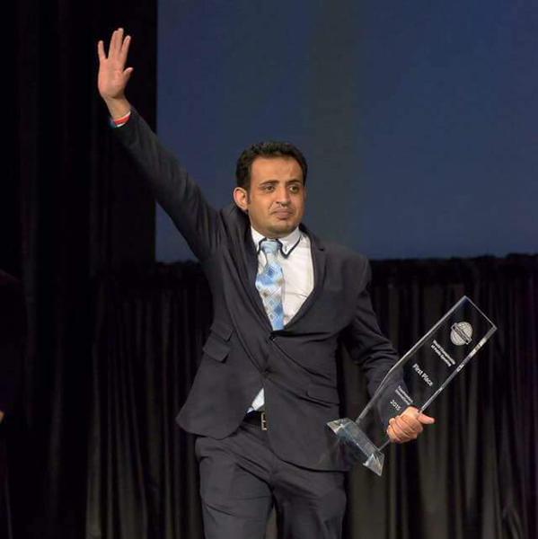 محمد القحطاني الذي ابهر العالم بـ ” لسانه ” وحصل على لقب ” بطل العالم للخطابة “