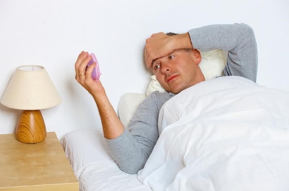 قلة النوم تزيد مخاطر الإصابة بالسكري وأمراض القلب