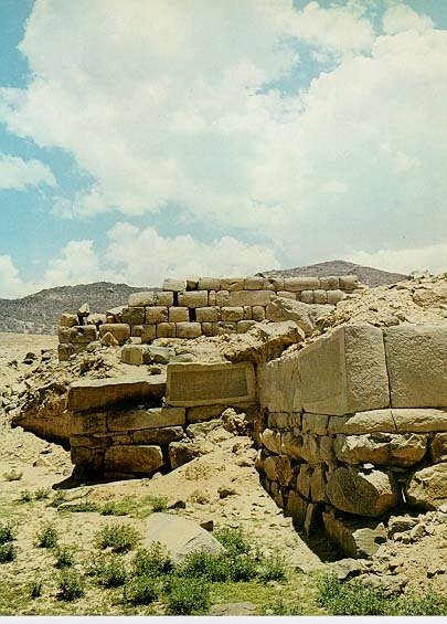 قرية الأخدود.. قرية تاريخية ساحرة في وادي نجران منذ 2000 عام