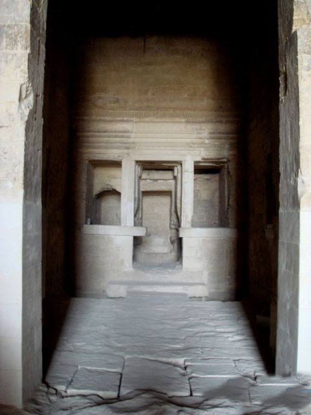 القصر الذي ذكر في القرآن الكريم وخسف الله به الأرض