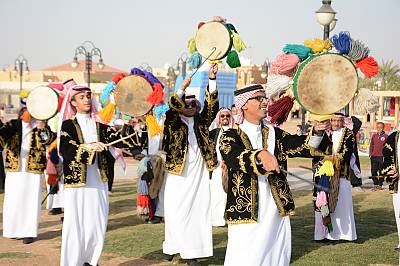 يونسكو تدرج العرضة النجدية ضمن التراث الثقافي