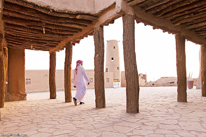 عشرة فائزين في مسابقة التراث العمراني في «ألوان القصيم»