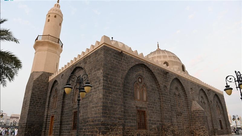 المساجد التاريخية بالمدينة المنورة.. إرث معماري وروحي