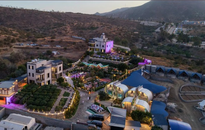 النزل الريفية بالطائف تجمع بين الطبيعة والتراث والضيافة