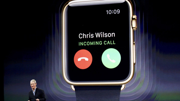 "Apple Watch" في 24 أبريل.. ونوع بـ17 ألف دولار