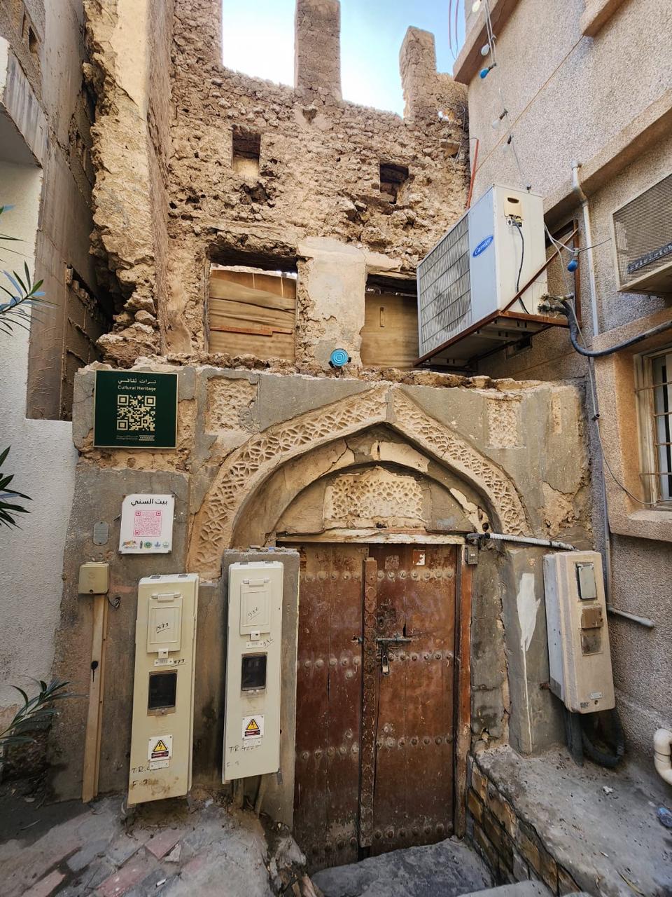 جولة تاريخية وجغرافية وتراثية لفريق الموسوعة العالميّة «كيوبيديا» في محافظة القطيف