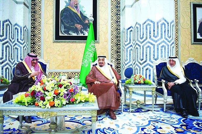 خادم الحرمين ينيب ولي العهد في إدارة شؤون الدولة ورعاية مصالح الشعب