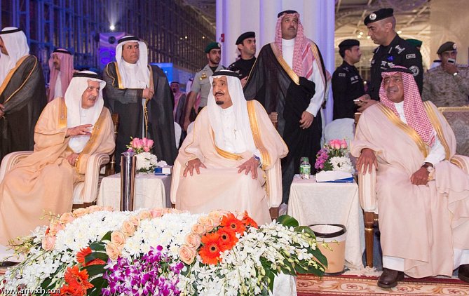 خادم الحرمين يفتتح مطار الأمير محمد بن عبدالعزيز الجديد بالمدينة