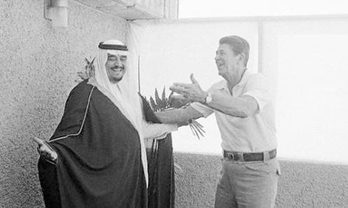 الملك فهد بن عبد العزيز في معرض الفهد .. روح القيادة