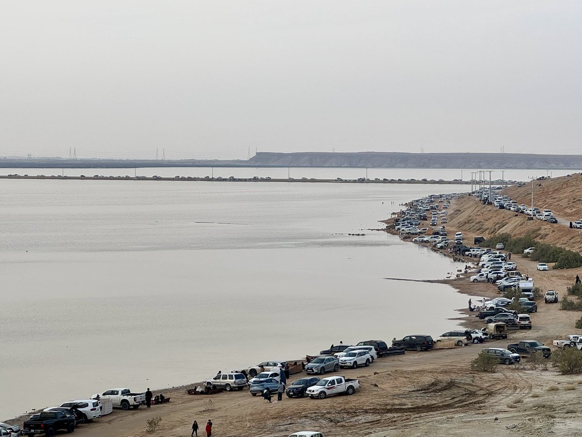 بحيرة العوشزية بعنيزة من أكبر بحيرات الجزيرة العربية