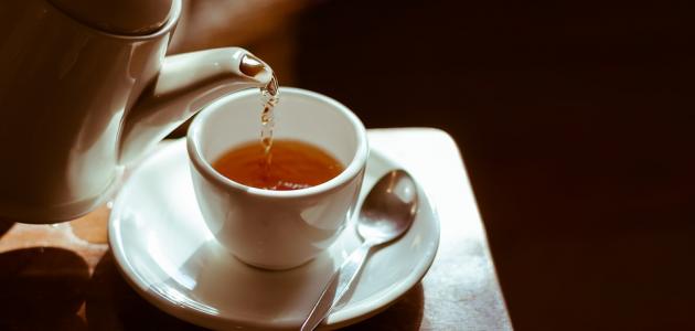 تناول من كوب إلى أربع أكواب من الشاي في اليوم مفيد للعظام